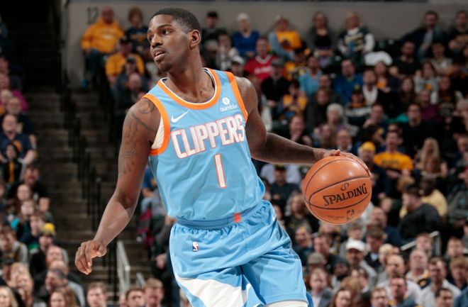 波兰国家队客场大胜，晋级前景乐观