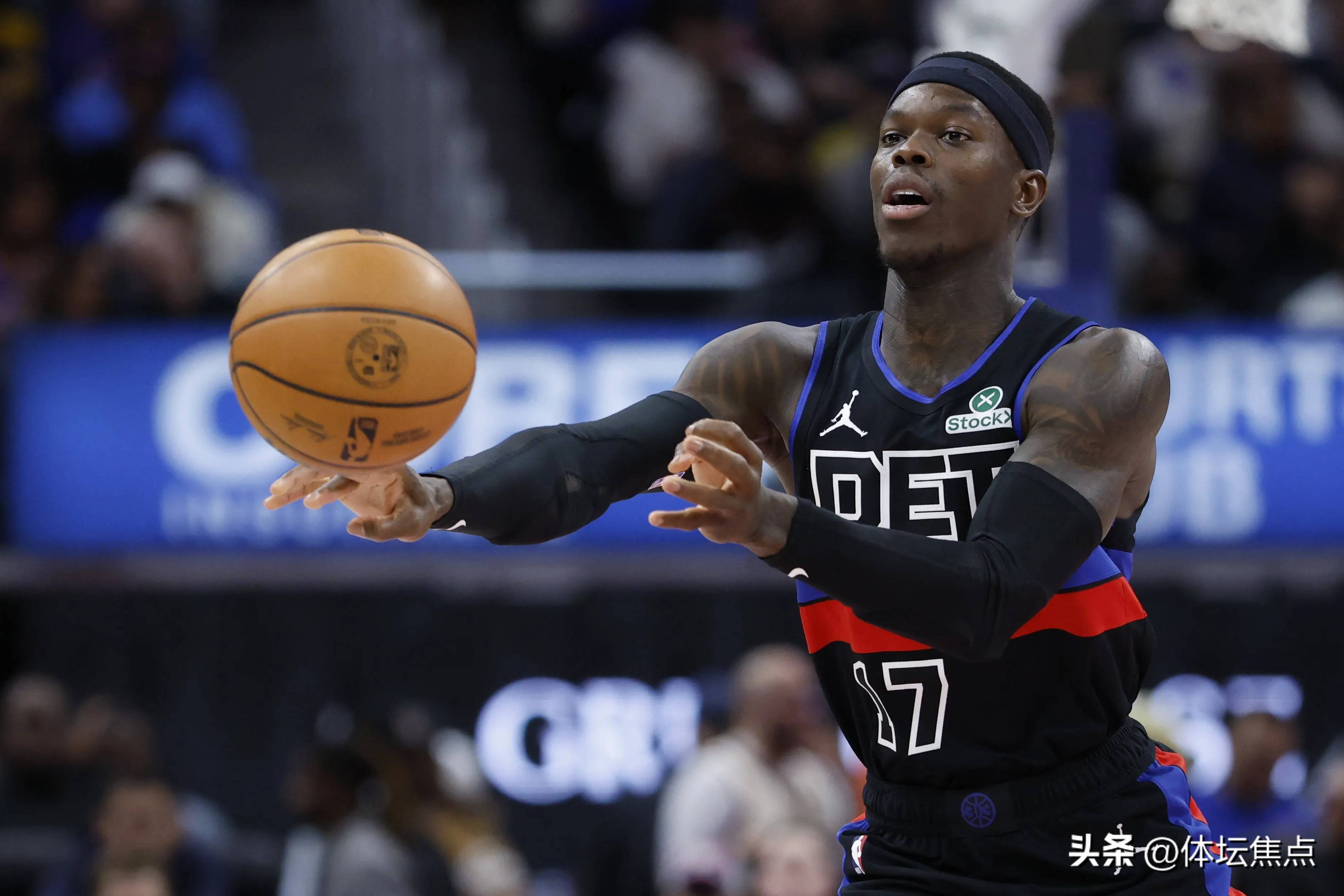 活塞负于灰熊，格林盖帽绝杀完成翻盘