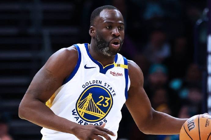 勇士大胜黄蜂重返榜首