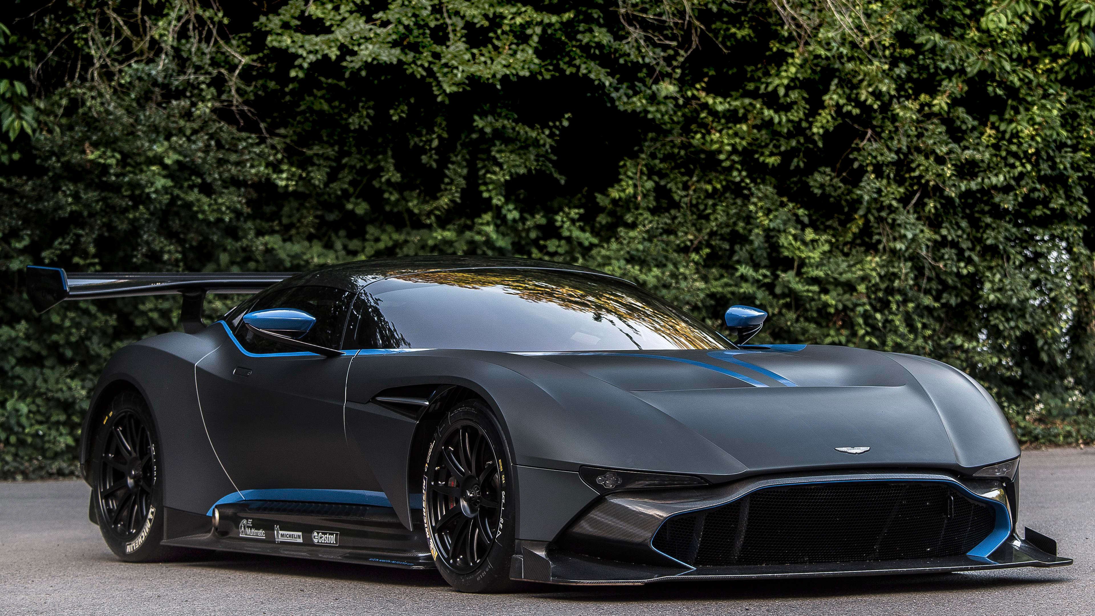 独霸一方,2026世界杯出线战,美国钢铁防线碾压越南,奥斯梅恩如天神下凡改写战局